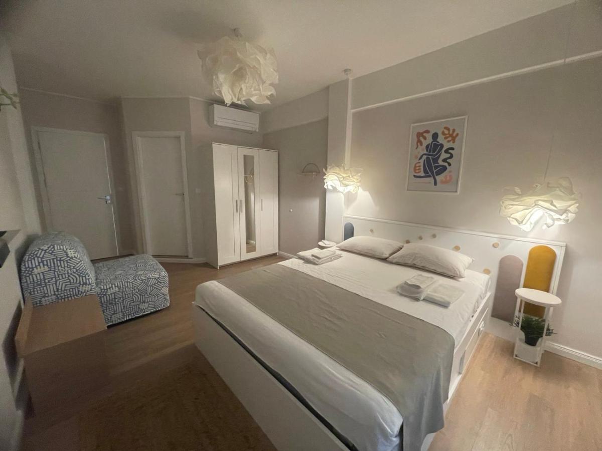 Sea Esta Apartment Néa Péramos 外观 照片