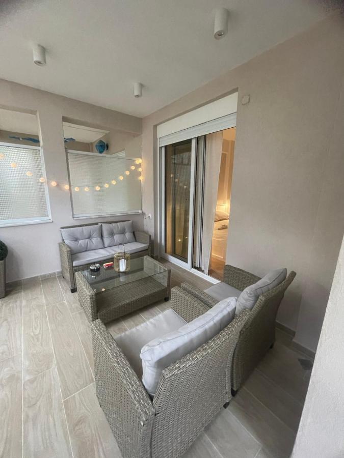 Sea Esta Apartment Néa Péramos 外观 照片
